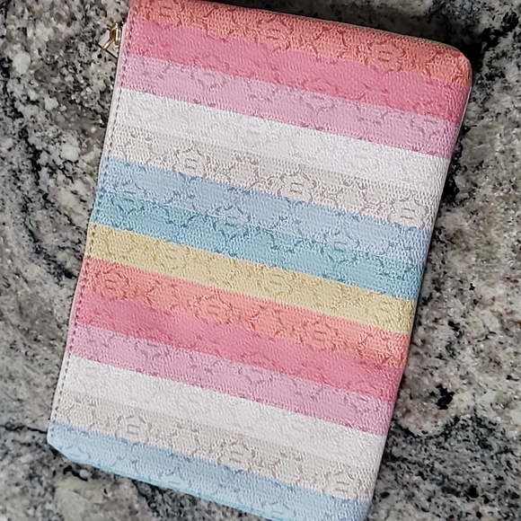 Nanette Lepore Wristlet - Picture 9 of 12